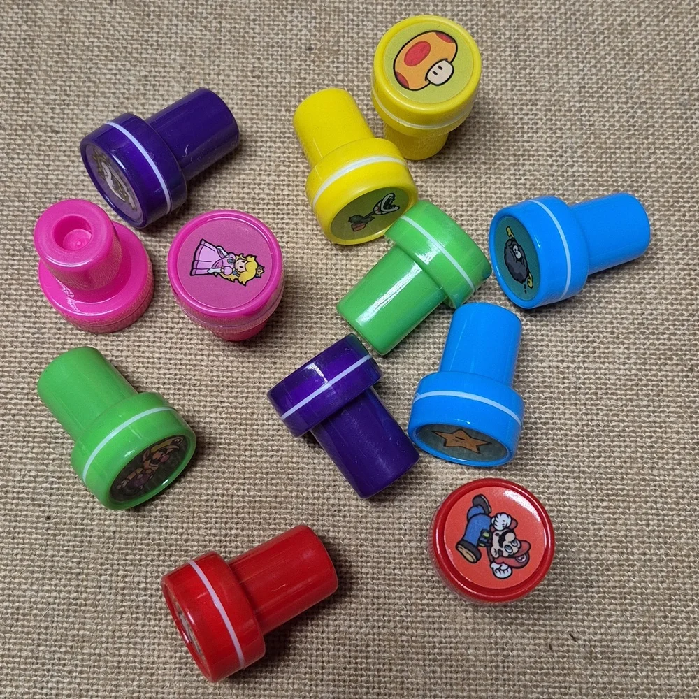 Mario Birthday Party Supplies, 98PCS Birthday Gifts Set for Mario Theme Party